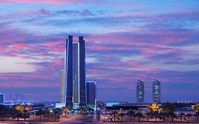 Abu Dhabi Dusit Thani 5*